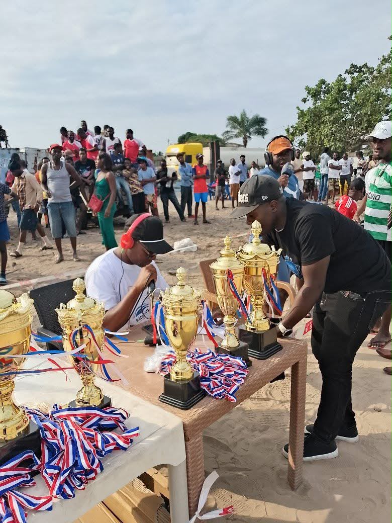 Trofeus e medalhas preparados para entrega